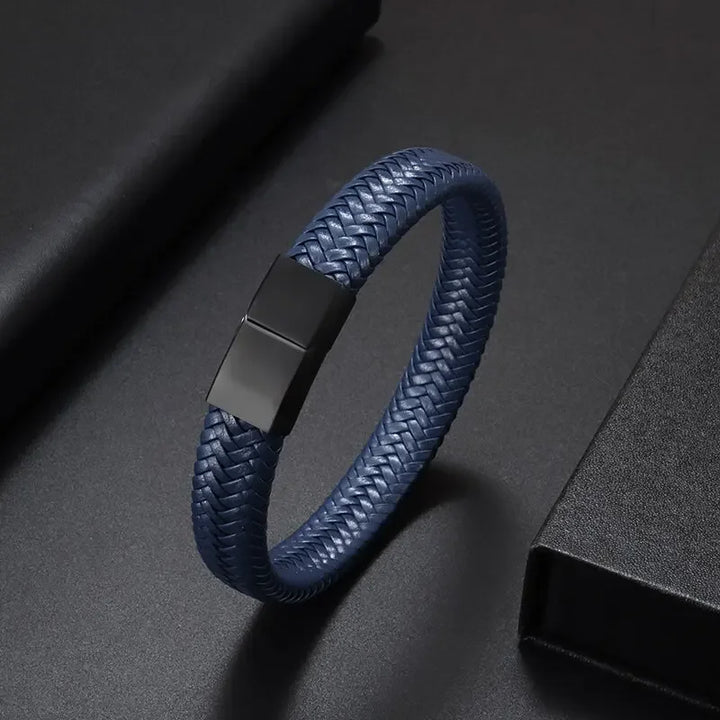 Simple Style Men\'s Handwoven Leather Bracelet Black High Quality Metal Buckle Fashionable Casual Wristband Gift for Husband